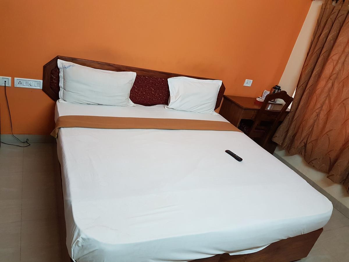 Hotel The Samrat Thiruvananthapuram Exteriör bild